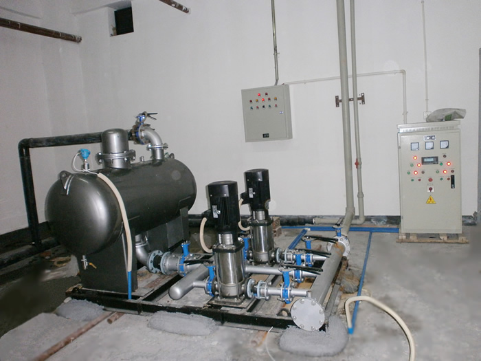 重慶長(cháng)壽河石井綜合農貿市場(chǎng)變頻機組